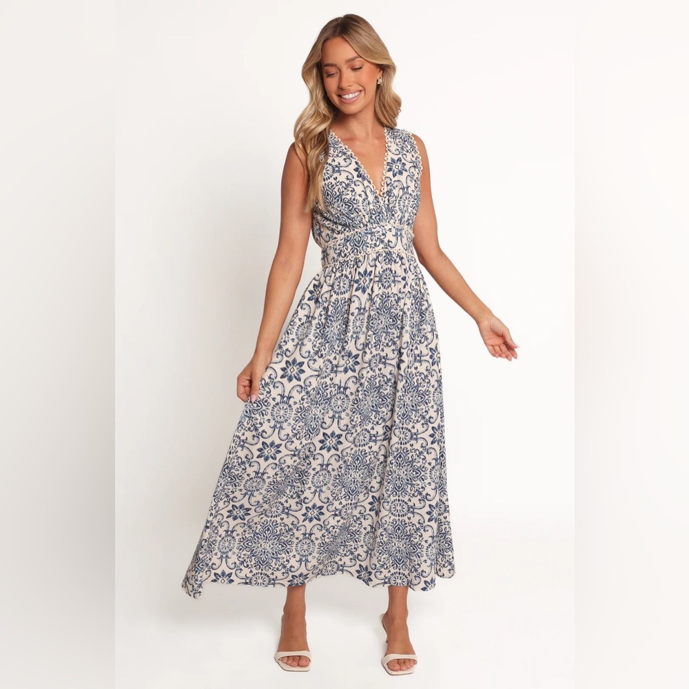 Petal & Pup Navy and Cream Floral Maxi Dress